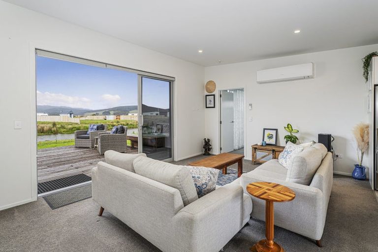 Photo of property in 110 Hamiora Street, Matarangi, 3592