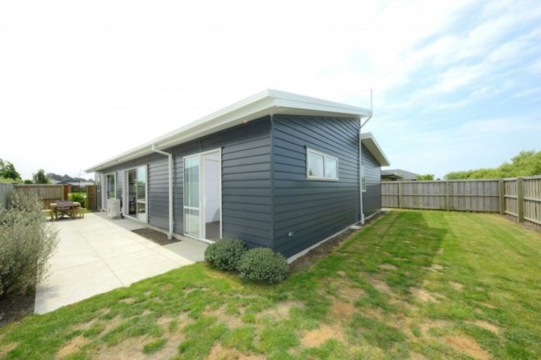 Photo of property in 50 Shillingford Boulevard, Rolleston, 7615
