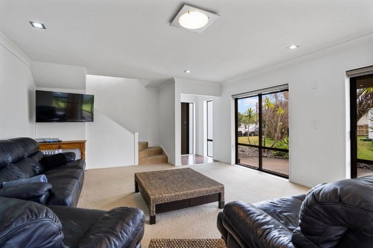 Photo of property in 212 Hauturu Street, Whangamata, 3620