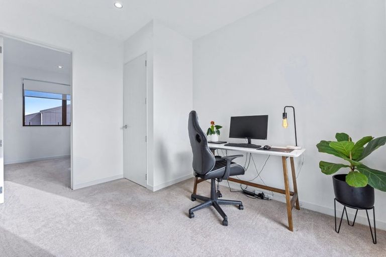 Photo of property in 58 Tahetoka Street, Westgate, Auckland, 0814