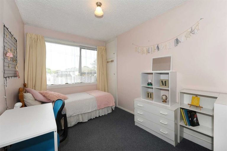 Photo of property in 3 Eastling Street, Bishopdale, Christchurch, 8053