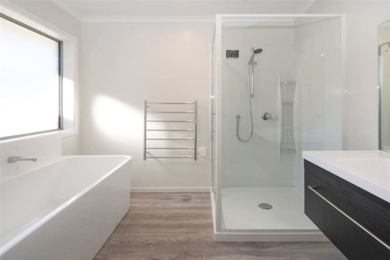 Photo of property in 17 Spitfire Drive, Burleigh, Blenheim, 7201