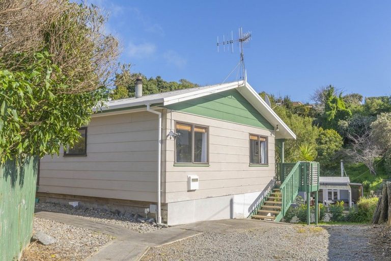 Photo of property in 95a Renown Road, Raumati South, Paraparaumu, 5032