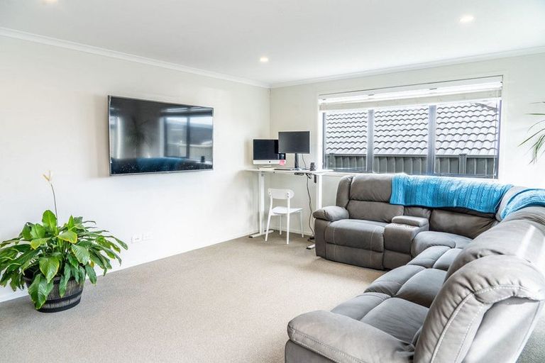Photo of property in 6 Settler Avenue, Omokoroa, 3114