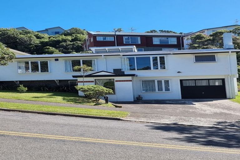 Photo of property in 14 Rajkot Terrace, Broadmeadows, Wellington, 6035