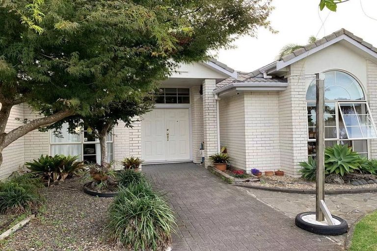 Photo of property in 28 Cantora Avenue, Northpark, Auckland, 2013