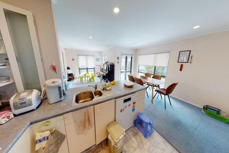 Photo of property in 1 Warwick Place, Springvale, Whanganui, 4501