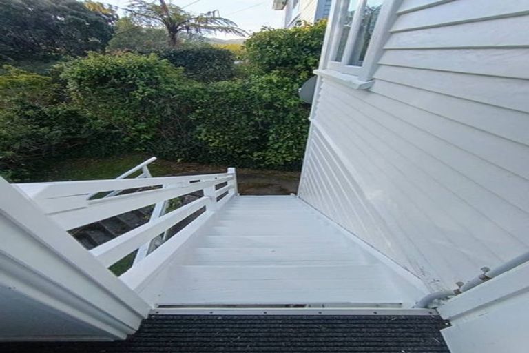 Photo of property in 1/37 Wilton Road, Wadestown, Wellington, 6012