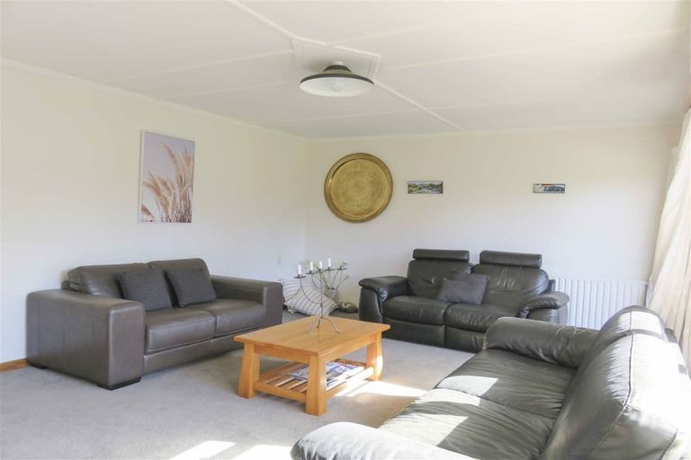 Photo of property in 79 Walker Street, Woodend, Invercargill, 9877