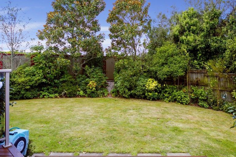 Photo of property in 16 Carpentras Way, Nukuhau, Taupo, 3330