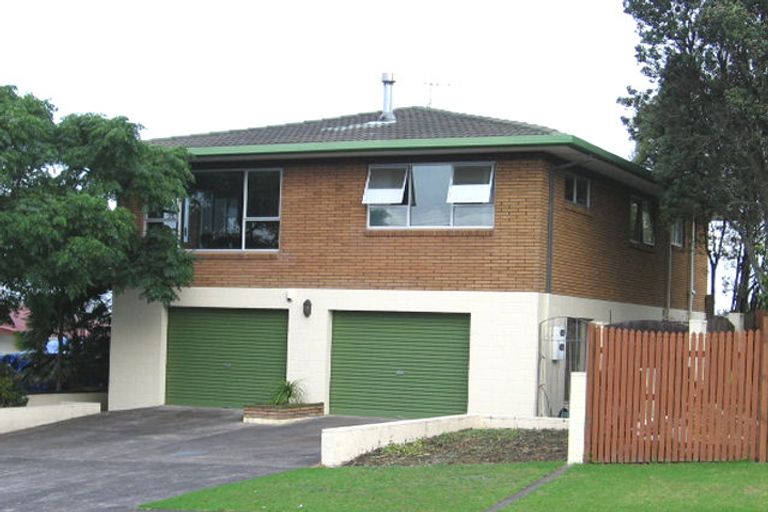 Photo of property in 339 Royal Road, Massey, Auckland, 0614