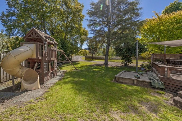 Photo of property in 8897 Paeroa Kopu Road, Puriri, Thames, 3578