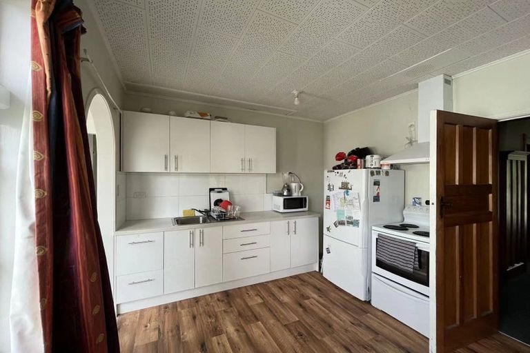 Photo of property in 106 Rattray Street, Riccarton, Christchurch, 8041