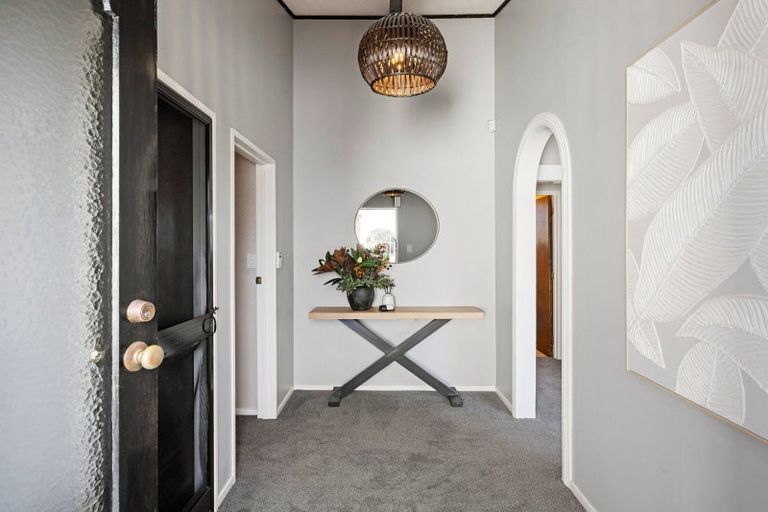 Photo of property in 20 Burn-murdoch Street, St Andrews, Hamilton, 3200