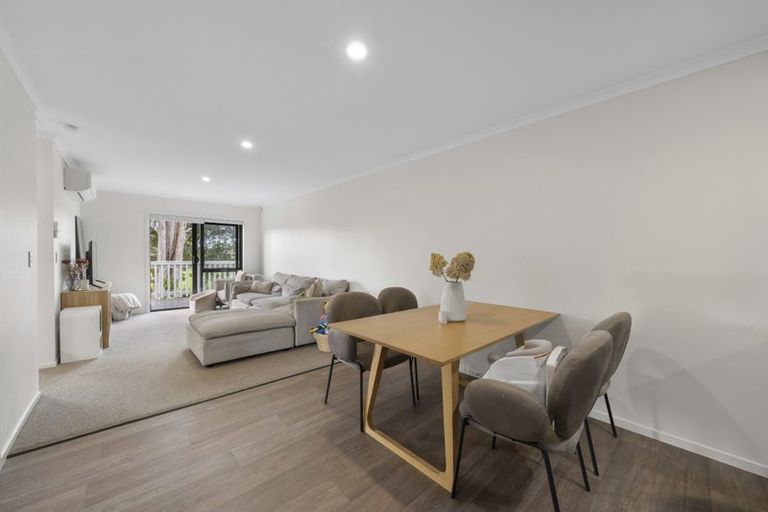 Photo of property in 2/72 Alabaster Drive, Papatoetoe, Auckland, 2025