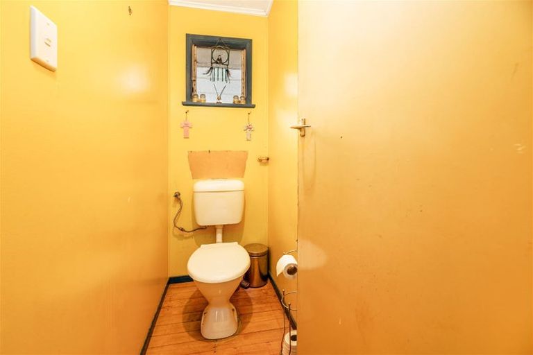 Photo of property in 87b Edmonton Road, Henderson, Auckland, 0612