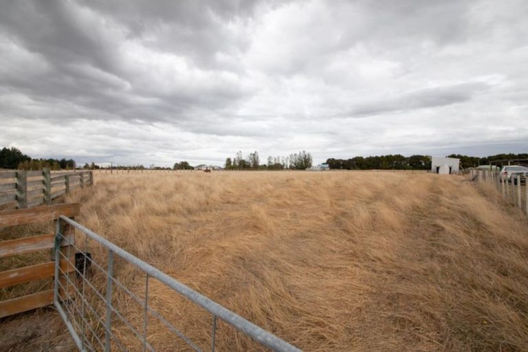 Photo of property in 355 Lethbridge Road, Feilding, 4779