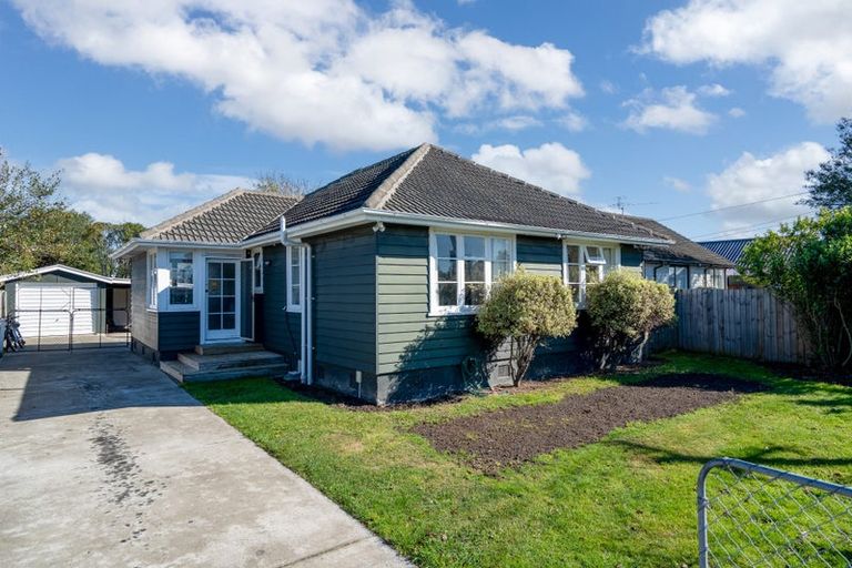 Photo of property in 67 Garreg Road, Bryndwr, Christchurch, 8052