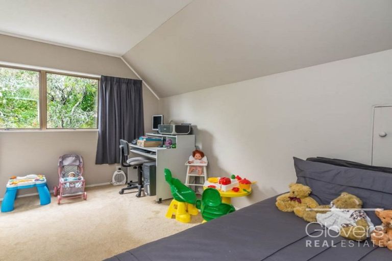 Photo of property in 62 Wirihana Road, Titirangi, Auckland, 0604