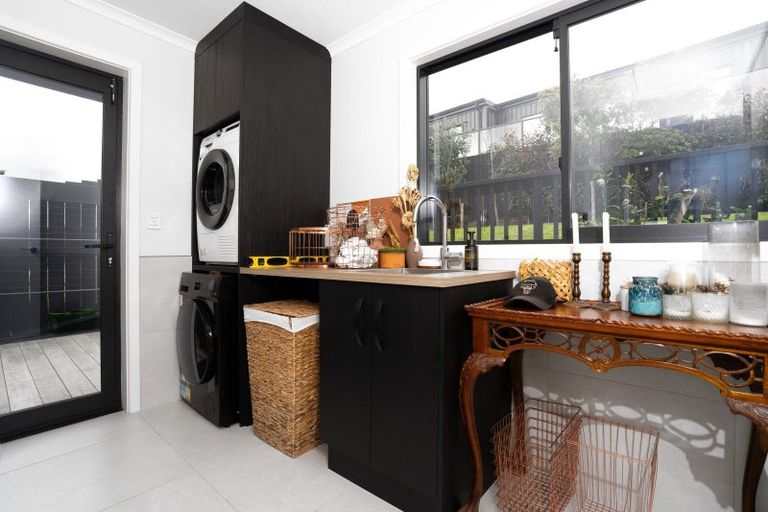 Photo of property in 31 Omahina Street, Raglan, 3225