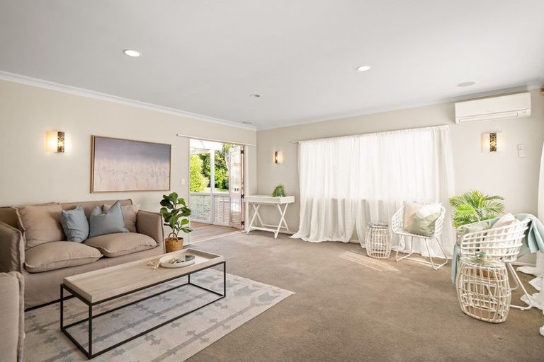 Photo of property in 74 Esmeralda Street, Welcome Bay, Tauranga, 3112