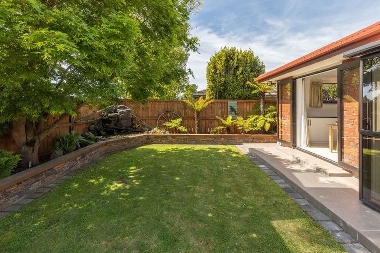 Photo of property in 83 Merrin Street, Avonhead, Christchurch, 8042