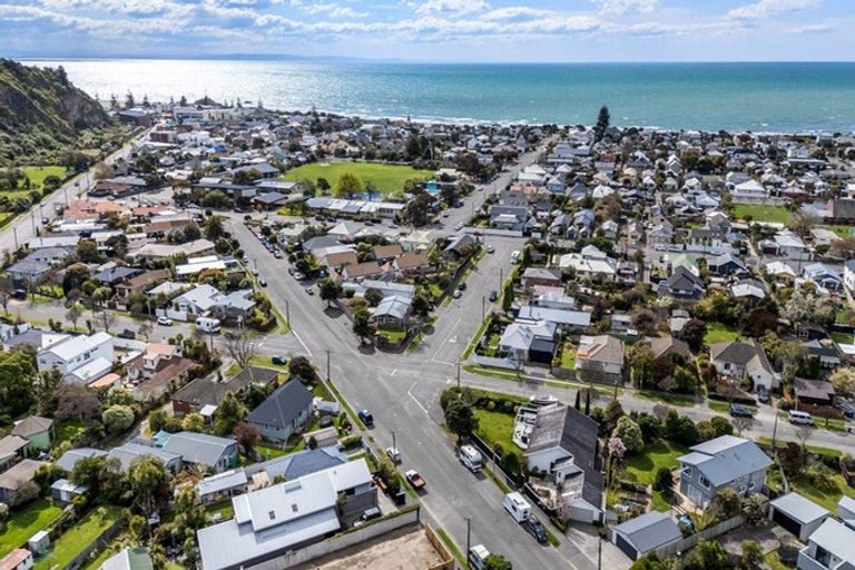 Photo of property in 18 Denman Street, Sumner, Christchurch, 8081