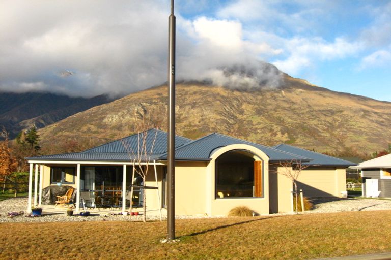 Photo of property in 53 Erskine Street, Lake Hayes, Queenstown, 9304
