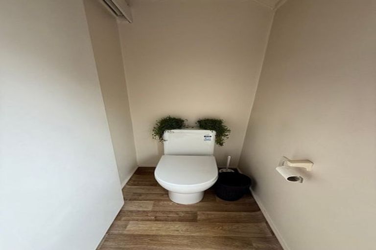 Photo of property in 1/501 Ilam Road, Bryndwr, Christchurch, 8052