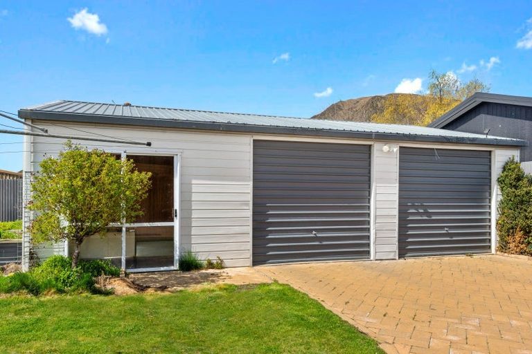 Photo of property in 14 Totara Peak Crescent, Omarama, 9412