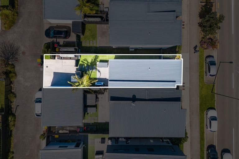 Photo of property in 4/7 Scott Road, Hobsonville, Auckland, 0616