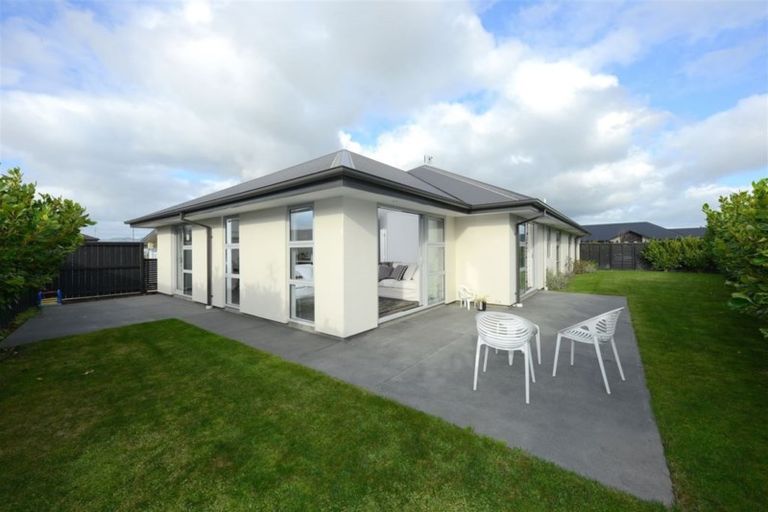 Photo of property in 71 Awatea Gardens, Wigram, Christchurch, 8042
