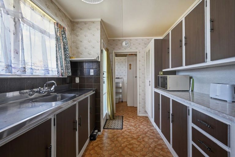 Photo of property in 25 Browning Crescent, Owhata, Rotorua, 3010