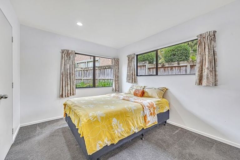 Photo of property in 364a Glenfield Road, Glenfield, Auckland, 0629
