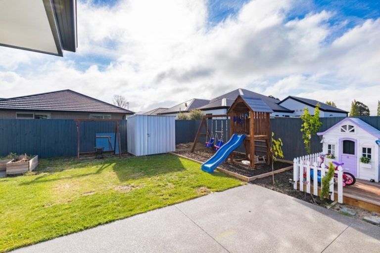 Photo of property in 43 Makawe Roa Street, Marshland, Christchurch, 8083