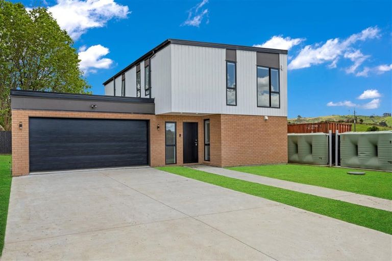 Photo of property in 19 Waipuke Street, Pokeno, 2472