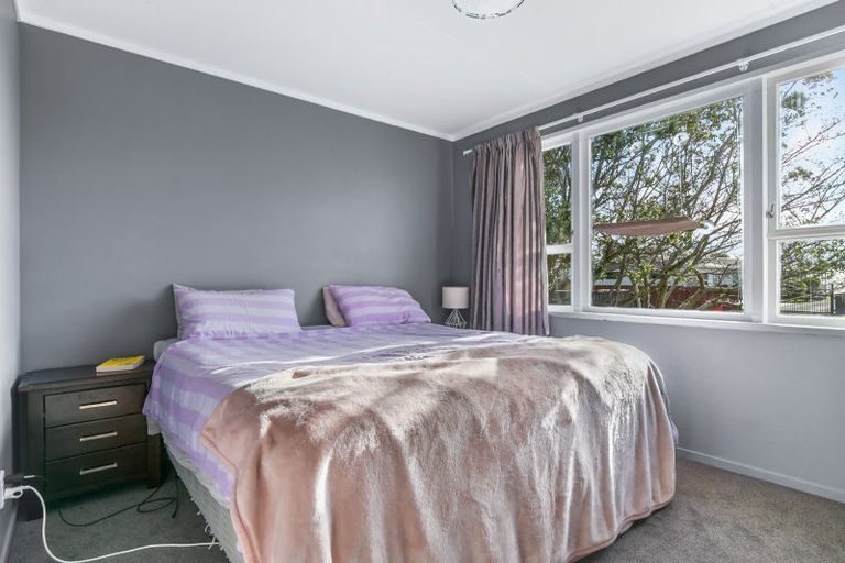 Photo of property in 7 Ryder Crescent, Levin, 5510
