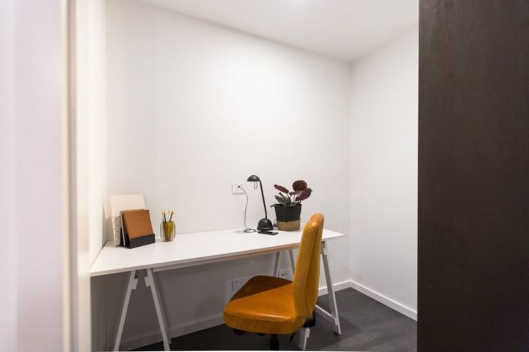 Photo of property in 7 Te Heke Place, Waikanae, 5036