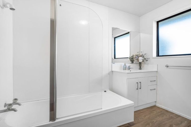 Photo of property in 4/281 Main South Road, Hornby, Christchurch, 8042