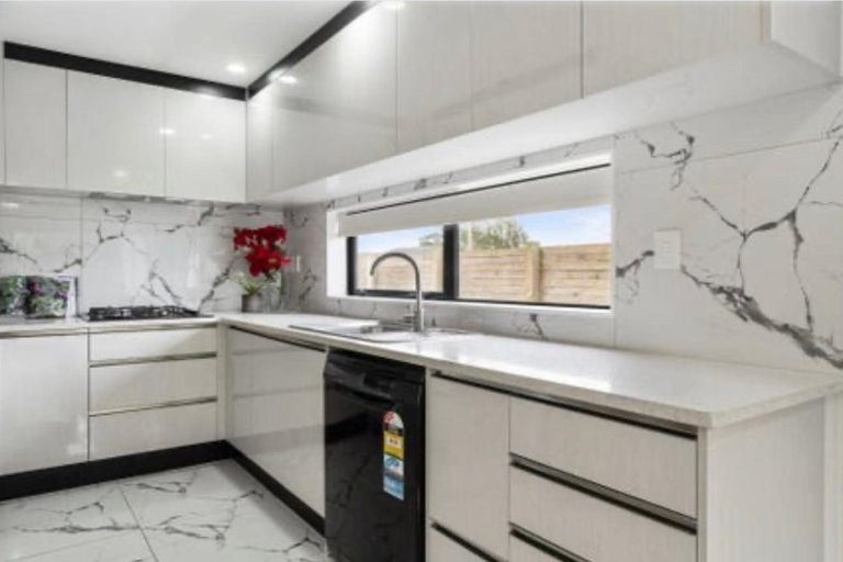 Photo of property in 23a Motatau Road, Papatoetoe, Auckland, 2025