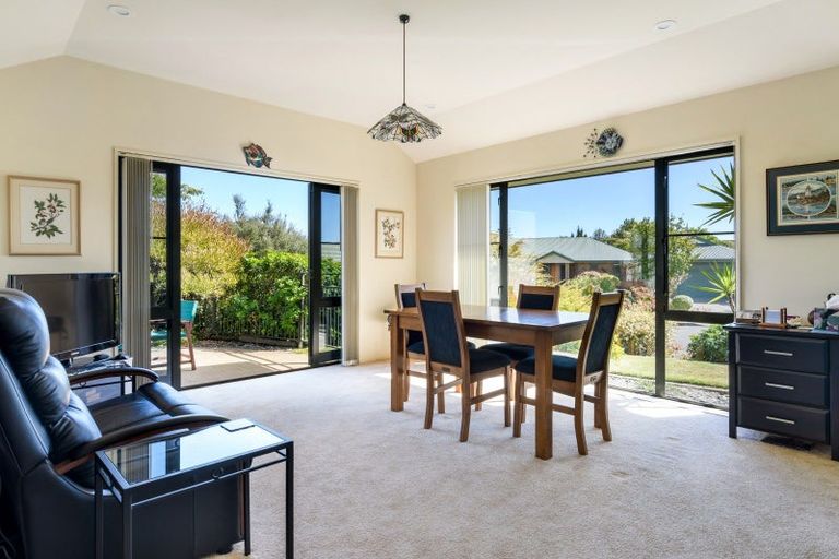 Photo of property in 11 Kingsford Drive, Stoke, Nelson, 7011