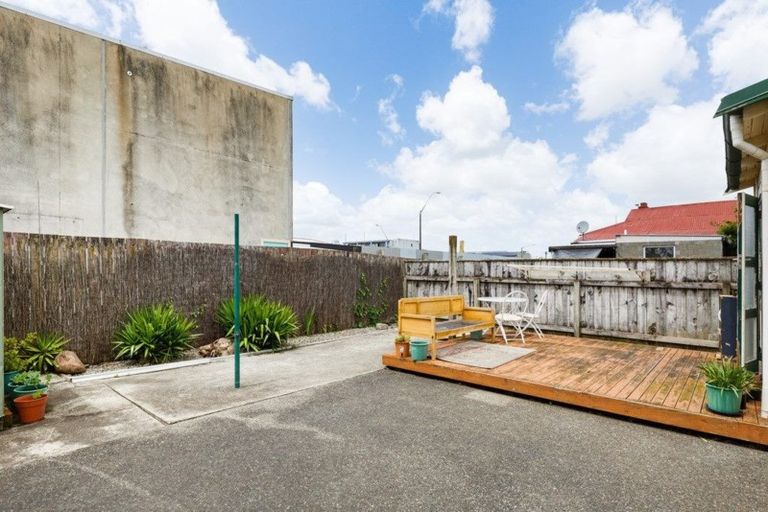 Photo of property in 85 Waldegrave Street, Palmerston North, 4410