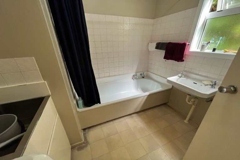 Photo of property in 1/129 Heke Street, Ngaio, Wellington, 6035