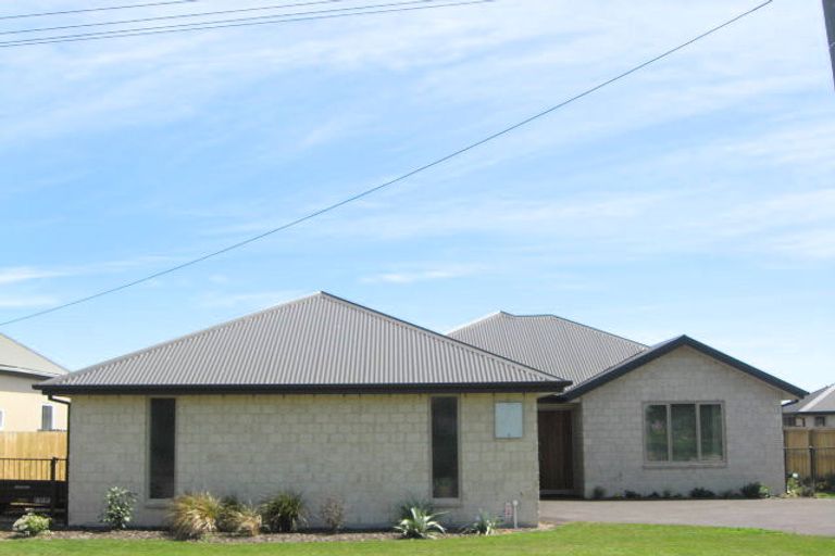 Photo of property in 10a Railway Terrace, Templeton, Christchurch, 8042