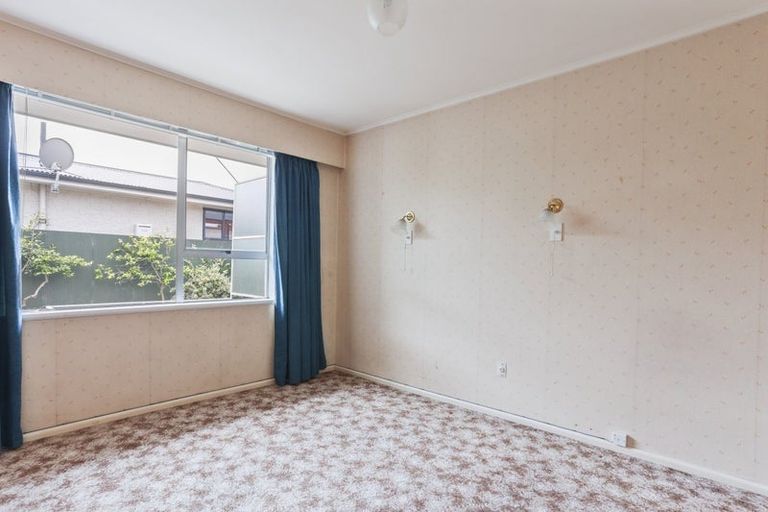 Photo of property in 1/318 Main North Road, Redwood, Christchurch, 8051
