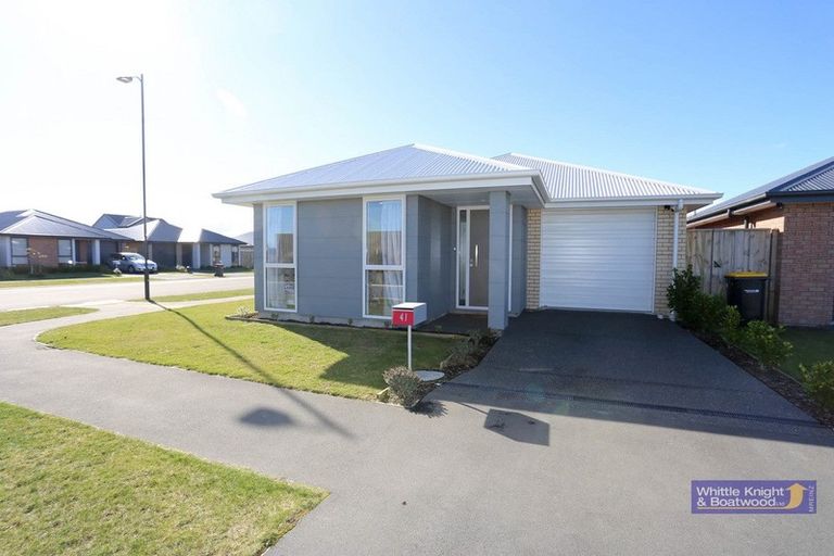 Photo of property in 41 Sholto Duncan Crescent, Halswell, Christchurch, 8025