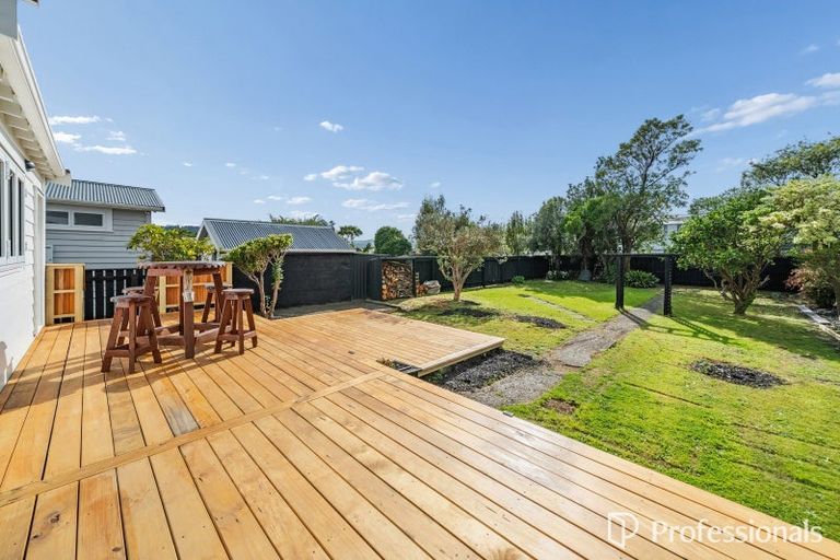 Photo of property in 53 York Street, Moera, Lower Hutt, 5010