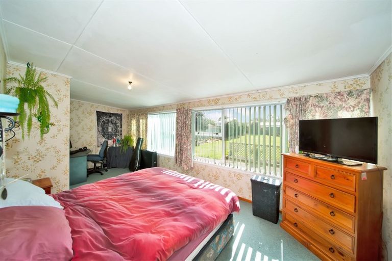 Photo of property in 39 Patu-kukupa Street, Manaia, 4612