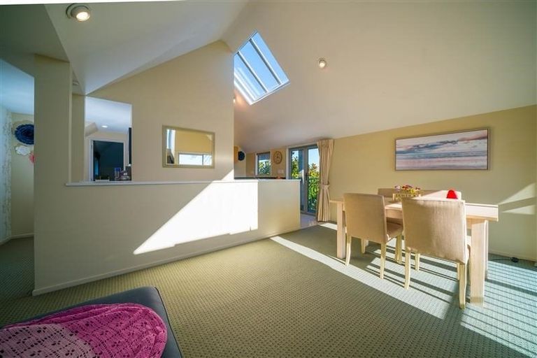 Photo of property in 1/1010 Colombo Street, St Albans, Christchurch, 8014