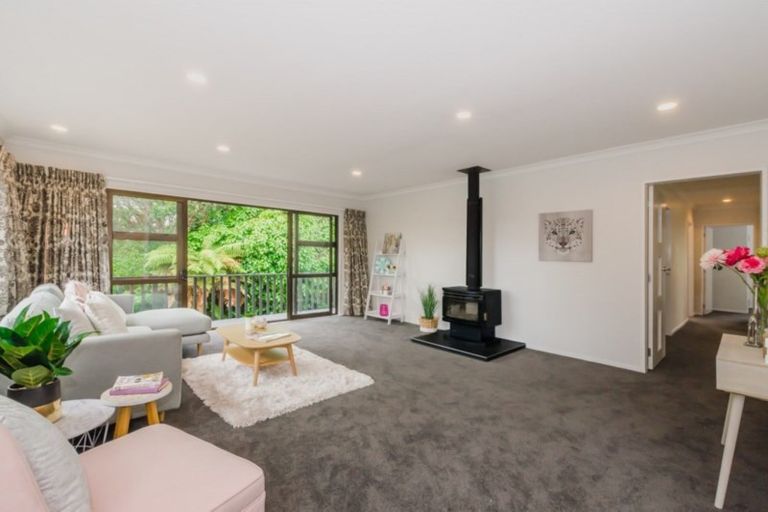 Photo of property in 50 Dale Road, Raumati South, Paraparaumu, 5032